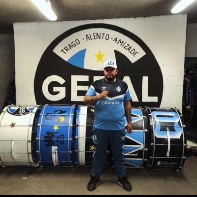 Cozinheiro 🧑🍳 Zona Leste🇪🇪 @gremio @geraldogremiop10 1903🤙