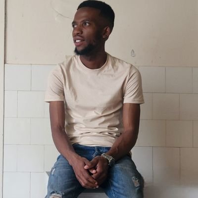 NathiCulayo's profile picture. Proudly Xhosa, but most of all proud to be African. Eastern Cape 🏠