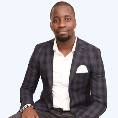 Business||Politics||Team leader||Environmentalist.- Mercedes Benz.