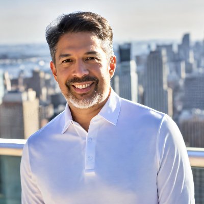 ricardovelero's profile picture. Apasionado del ciclismo 🚴. Escribo Pedalear es Vivir, una newsletter semanal, Suscríbete en el enlace de mi perfil 🔗🗞️