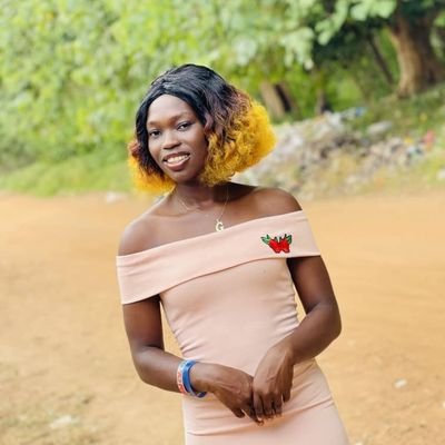 OreofeGrace05's profile picture. Fashion designer ✂️ with a difference