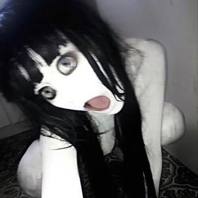 _rav3n_alt's profile picture. go follow @cann1balb0nes 
GUYS ITS ANOTHER ACC I LOVE YALL