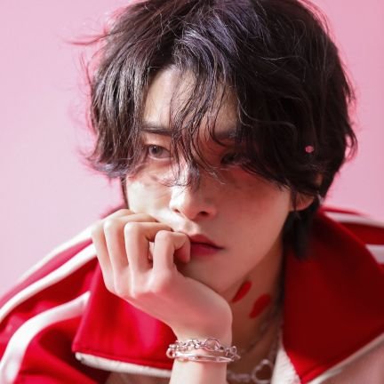 nikis8thhyung's profile picture. 19 / Autistic / Minors and SFW DNI / I'm a guy / 🇰🇷🇺🇸 / 18+ ONLY.