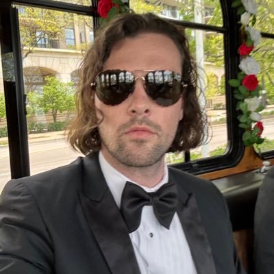 drewangevine's profile picture. Husband. Father. Brother. Mizzou Alum🐯