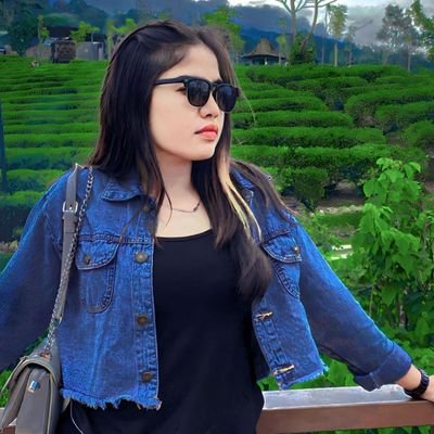 Suka yang enak-enak 🫣🫣 , Ga usah baper ya ges ya , Bantu follow akun baru 🫵🏻