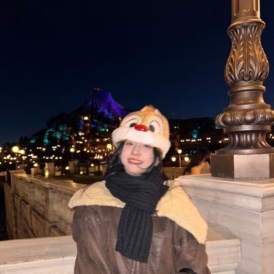 nnnzyyf's profile picture. my favorite “g” word is gits the glitchy⚡️