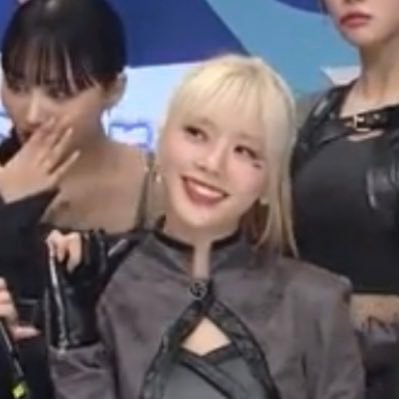 moasomnieology's profile picture. txt deukae radar