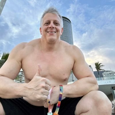 leandro_fortino's profile picture. 🚩🚩🚩🚩🚩🚩