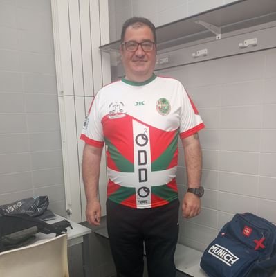 ❤️🖤CD Mirandés❤️🖤
Futuro entrenador Nacional Experto
❤️💚🤍 MARITURRIKOAK KT ❤️💚🤍