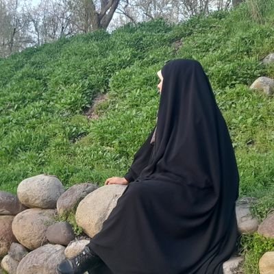 Pasdar_chador's profile picture. هستیم برا آن عهدی که بستیم✌🏻
