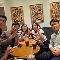 d (@wjstkeodkrl) 's Twitter Profile