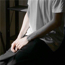 lennongodw42651's profile picture. 