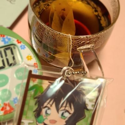 mam1_karasu's profile picture. 紅茶、コーヒー、コナン好き。