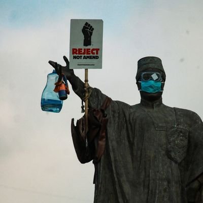 Mgenge_Mhenga's profile picture. différentlŸ Similar