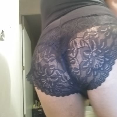 soy fembo me encanta la lencería q me token single de closef