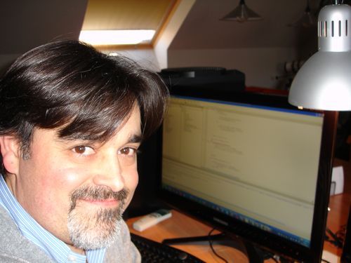 Consultor de tecnologías web.
Experto en programación PHP/MySQL, bases de datos relacionales, Javascript/jQuery, maquetación HTML/CSS.