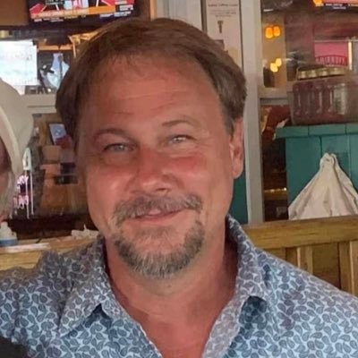 LeeOuten1's profile picture. 