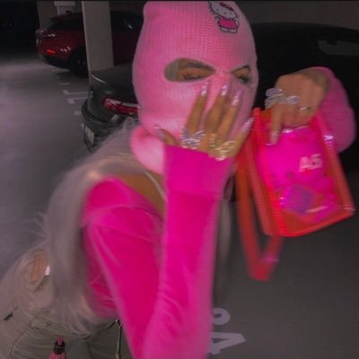 vibeitoutdawg0's profile picture. engaged 🤍