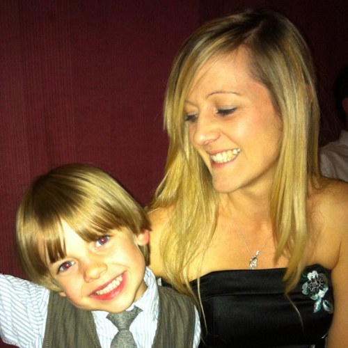 katherinweeks's profile picture. 