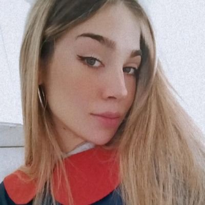 Música 
||
 Pᴀᴿᴀ ʙᴿɪʟʟᴀᴿ ɴᴏ sᴇ ᴀᴘᴀɢᴀ ᴀ ʟᴏs ᴅᴇᴍᴀ́s || Al final siempre depende de uno volver a estar bien || Ig: @mili.figueroaa_