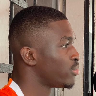 OWPHIYR19's profile picture. 1. Commencer 2. Terminer