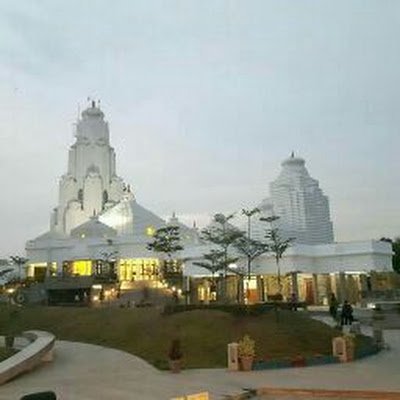 AshviniUpr94495's profile picture. 