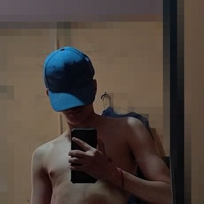 avTrux's profile picture. 18-4/BI, hagamos amistad o planes tranquilos. Libre cuando salgo de estudiar.