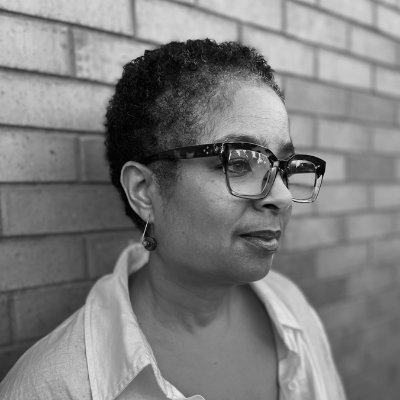 Copywriter, Ghostwriter, Minister, blogger, artist, mom, lover of chocolate seeker of peace.
