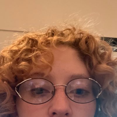 craboverlord23's profile picture. i hate that beaver | world’s okayest media manager | I go to school to wave my hands | i hate that beaver