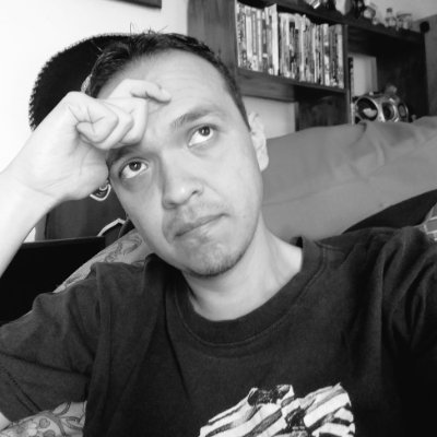 Reportero independiente • Máquina de escribir • Catador de chilaquiles ► Actualmente en W Radio Guadalajara, TuriTips y El Informador.