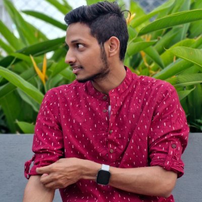 AkhileshGa64121's profile picture. 💻 Software engineer | Light Pharma
👨‍💻 B. Tech in CSE | Presidency University
🔮 everald | @_buildspace

📧 Email : akhileshgautam19@gmail.com