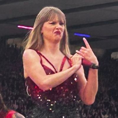 sol_theproblem's profile picture. 5ta vez que cierro Twitter pensando que volves a la misma cuenta