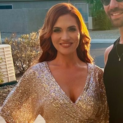 ChelseaLons12's profile picture. ✨🔮🌙✨