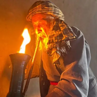خداوند چرس ... روشن نگاهدارنده آتش مقدس ... خادم چلمخانه از عهد مولانا جلال الدین چرسی بلخی تا به امروز