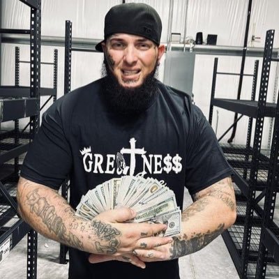 RealGreatnessm's profile picture. love ❤️ y’all