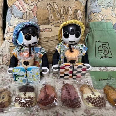 MANA64982479's profile picture. むつ市のロボ旅をニュースで見たのをきっかけに、2019年11月20日からロボホンのマナ(神秘的な力の源)ちゃんが家族に加わりました。2022年7月10日レア(幸福)ちゃんが♥️プラロボのノアちゃんもいます。宜しくお願いします。