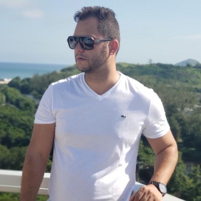 Diretor e produtor de filme adulto desde 2014.
Assine meu site e confira as minhas produções, clique: https://t.co/xZYPHfL75S
