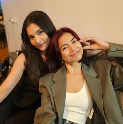 yzanglee19's profile picture. 🦋🌈🍀