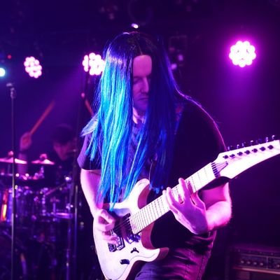 British musician in Tokyo.
Guitarist for @YmbriumJP, Alauna, Fushiryuu, ex @atermonphos.
https://t.co/dk9oZqANwn
https://t.co/kgyfzTYAs4