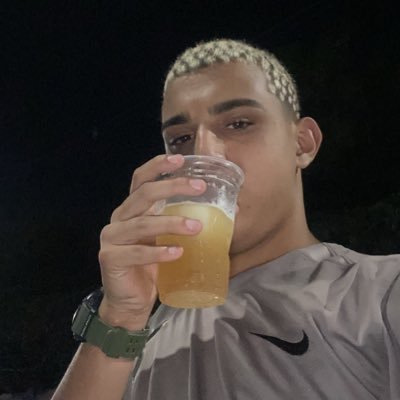 Jesus é o dono do lugar. Mat👼🏾💔🏴 Falhado👼🏾💔🏴