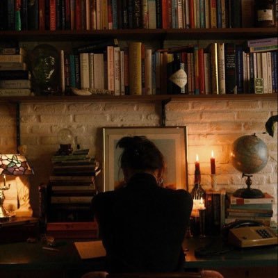 lli_yg's profile picture. A work of art is a work of art for its own sake. There is no need for art to be desirable for the sake of something if it is desirable for its own sake.) 🍂