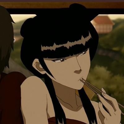 Mun is 18+, minors DNI!
Not a lewd focused account , but certainly an option .