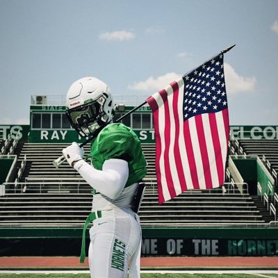 CLASS OF 26🎓🏈|RB\DB/LB|6’0 ,206| Vert:41.2 |40time:4.49| 16yearsold🇱🇷. 1EMAIL(nickpealthat@gmail.com)CELL:4044386396 /HC: @Coachthompson05(1 D1 🅾️ffer)