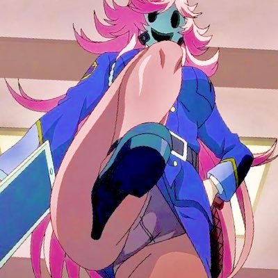 elmzoh's profile picture. https://t.co/mwao7IIJ5q.   💜