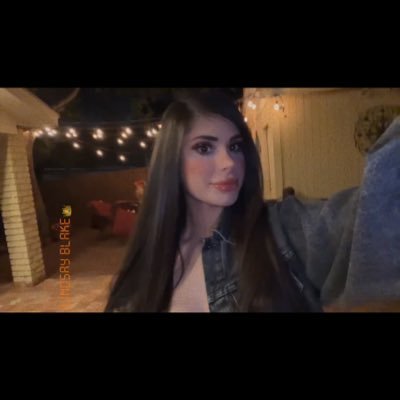 LindsayBlake20's profile picture. 
