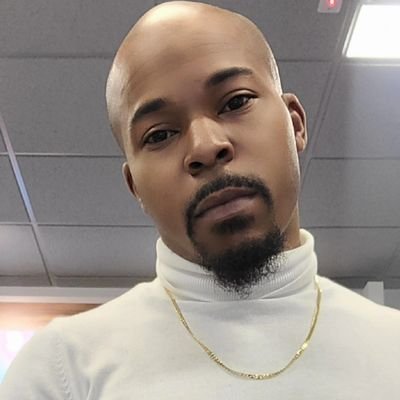 Twitch Affiliated Streamer, i mainly play FPS so come check out and follow at https://t.co/Kw2JrKSOpj