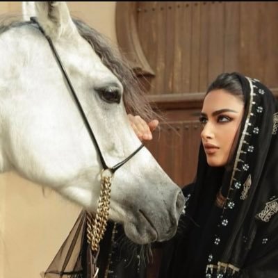 احساسي الرّسمي ، كل الي اكتبه شعور اللحظه ..