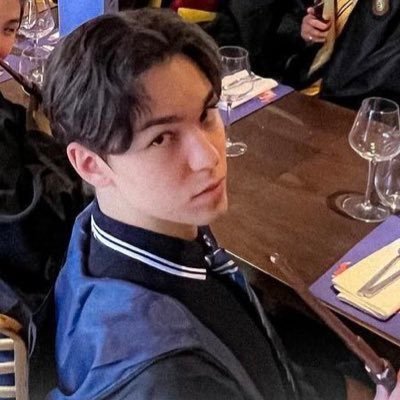 httpss4b_'s profile picture. #버논 #VERNON #GYU