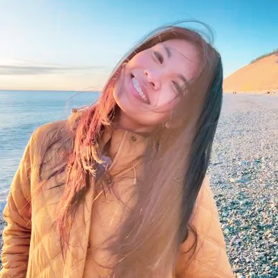 angelicachuon's profile picture. 