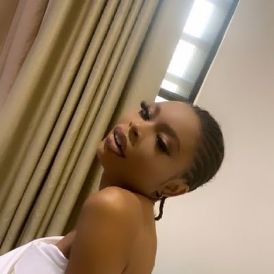 RoxieRoxit54's profile picture. 